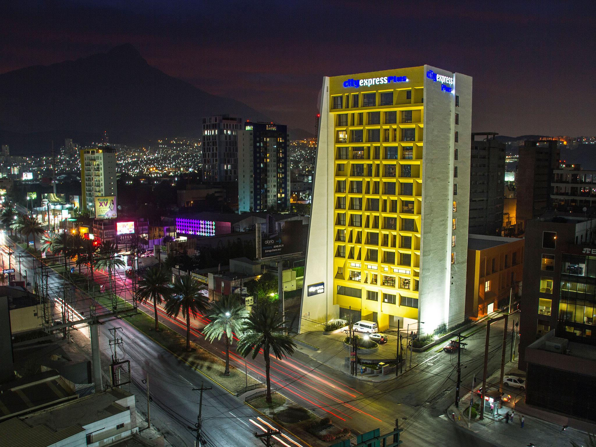 Express By Marriott Galerias Hotel Monterrey