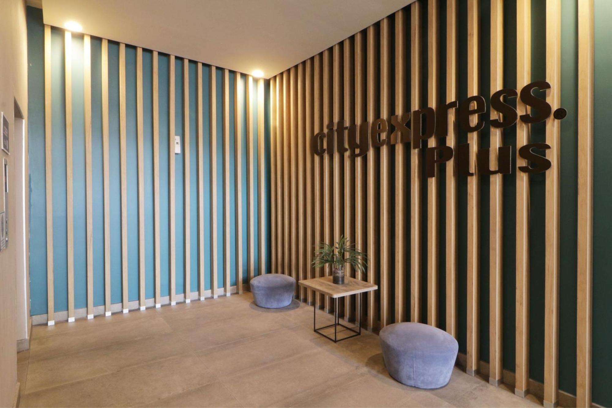 Express By Marriott Galerias Hotel